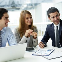CONSUMIDORES, EMPRESAS E ENTIDADES